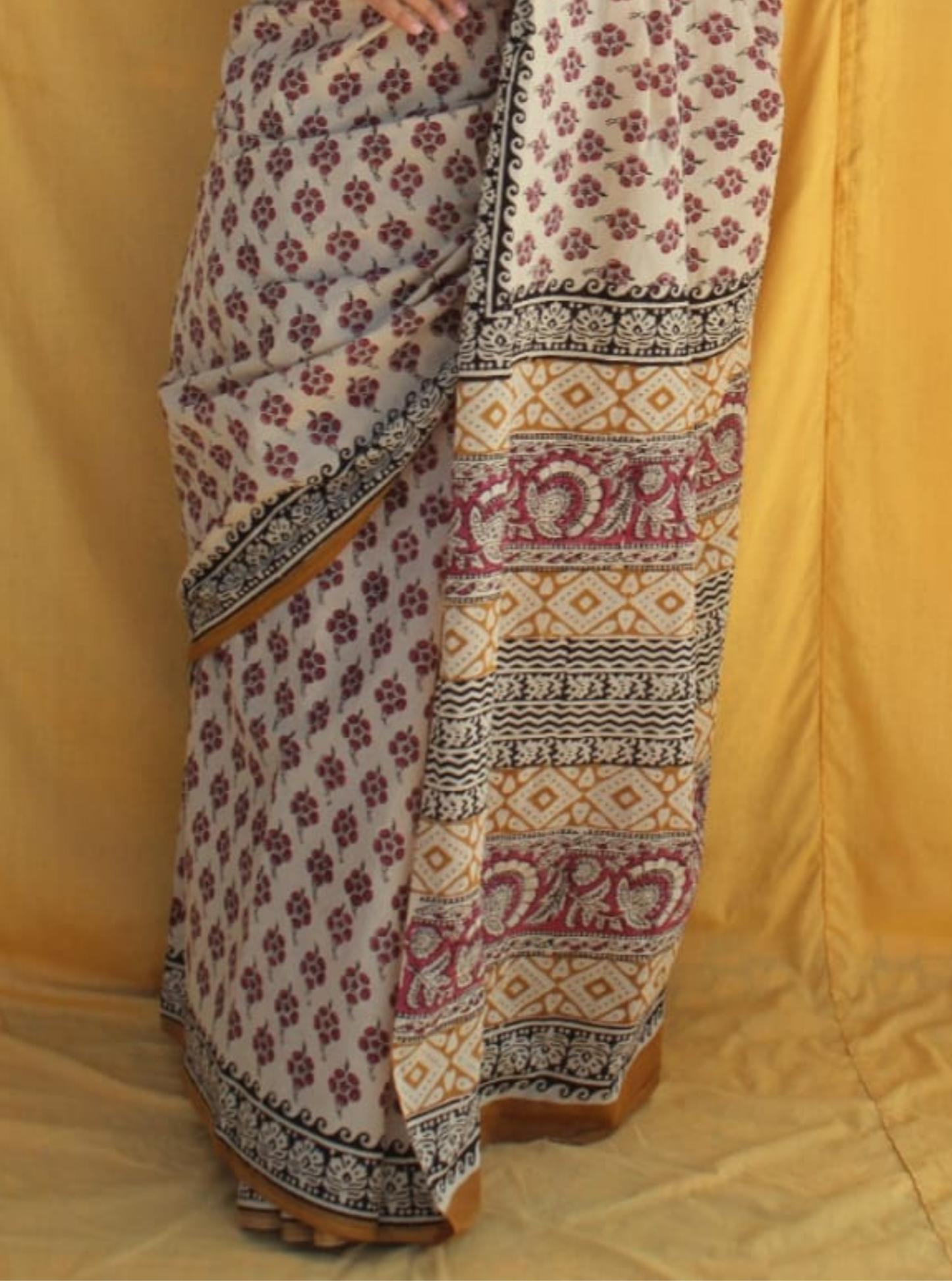 Elegant Beige Cotton Saree with Floral Motifs & Traditional Printed Pallu
