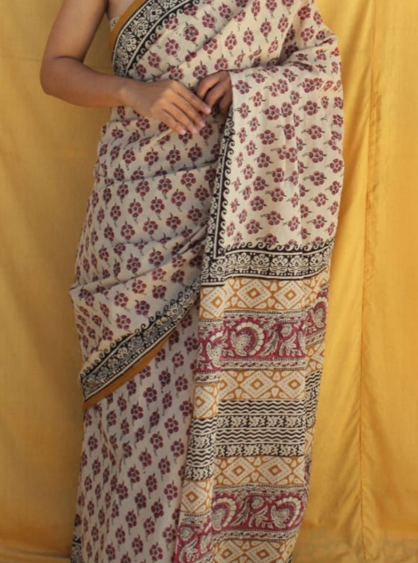 Elegant Beige Cotton Saree with Floral Motifs & Traditional Printed Pallu