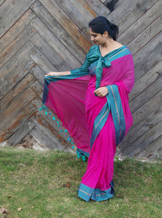 Pink & Teal Mul Cotton Saree with Contrast Border and Tassel Pallu
