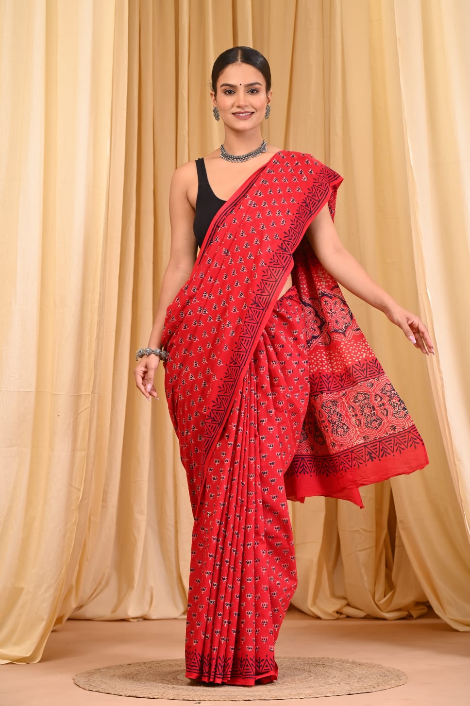 Vibrant Red Bagru Print Cotton Saree with Ethnic Motifs