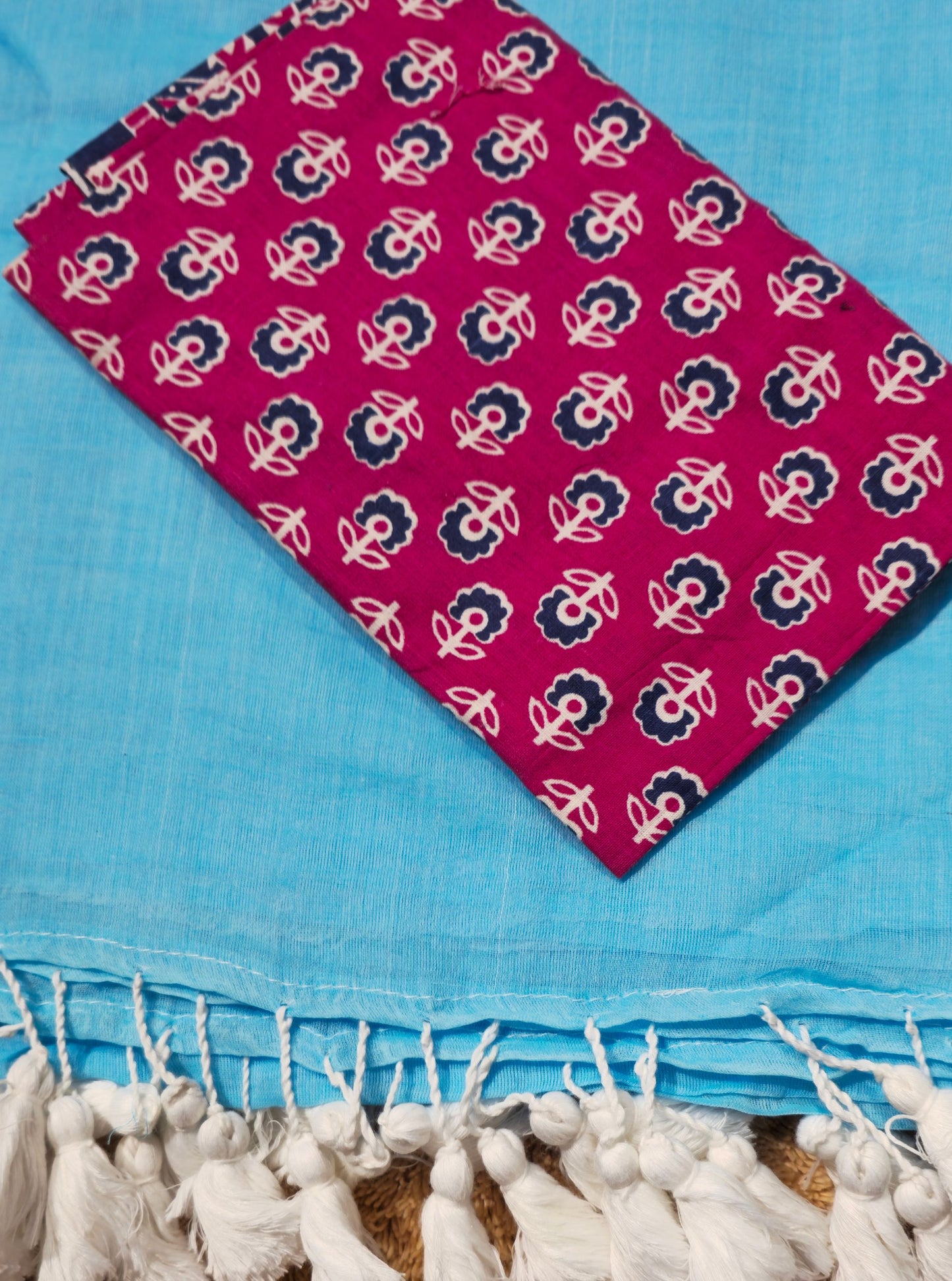 Aqua Blue Mul Cotton Saree with White Tasselled Pallu & Magenta Printed Blouse