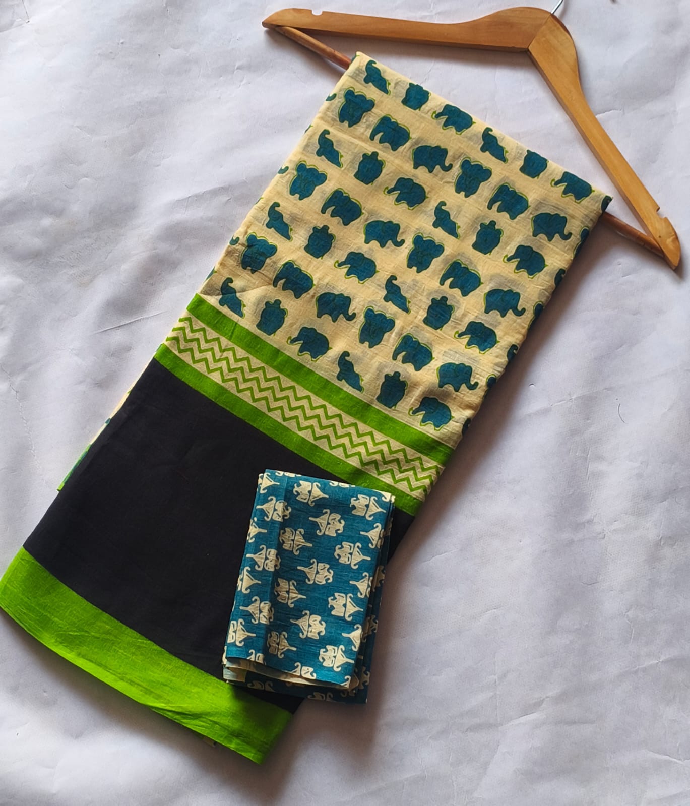 Ivory & Black Elephant Motif Cotton Bagru Saree