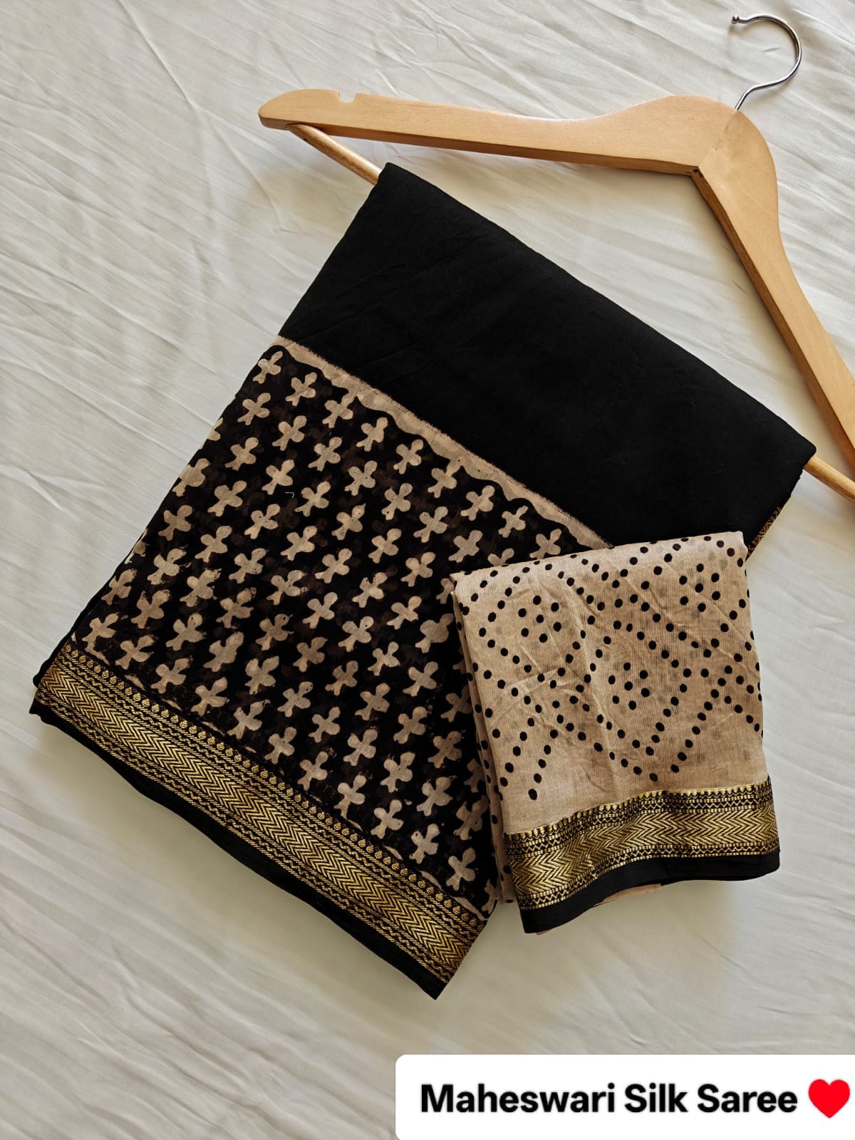Black & Beige Maheshwari Silk Saree with Beige Floral Pallu, Dotted Printed Pallu and Gold Zari Border