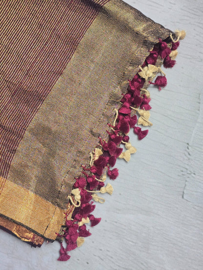Deep wine Mul Cotton saree close-up with zari and tassels
