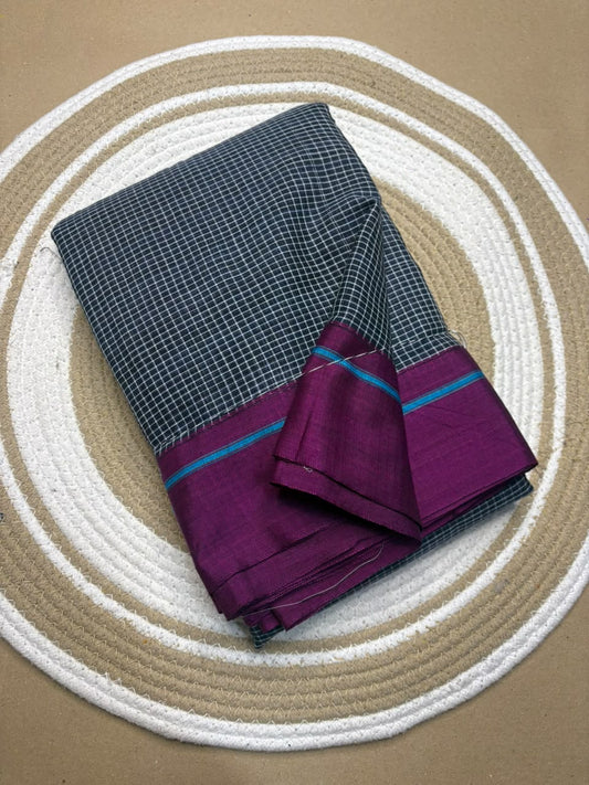 Maroon Patteda Anchu Ilkal Saree with Silver and Blue Border