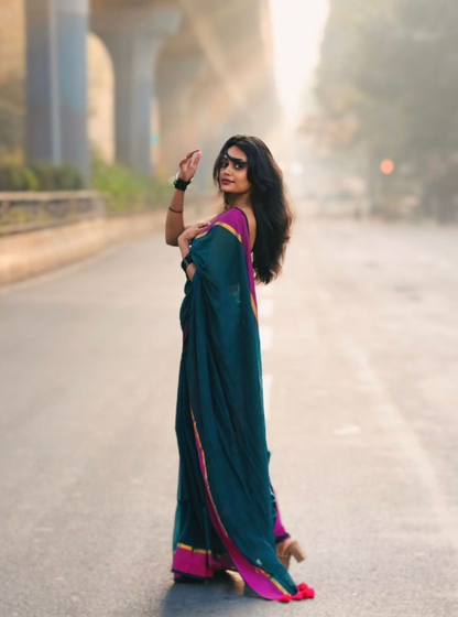 Teal Green Mul Cotton Saree with Pink Contrast Border – Everyday Comfort Elegance