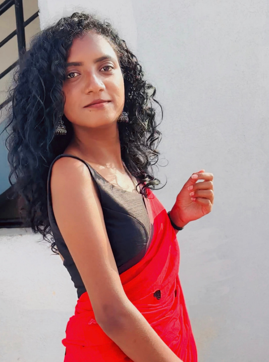 Classic Red Mul Cotton Saree with Minimal Black Butta & Contrast Border